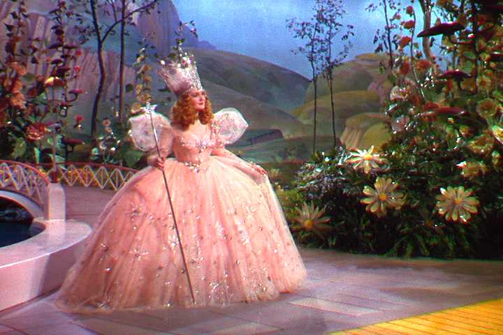 You are currently viewing Forget Disney’s Villainesses; Let’s Reprise Glinda the Good Witch